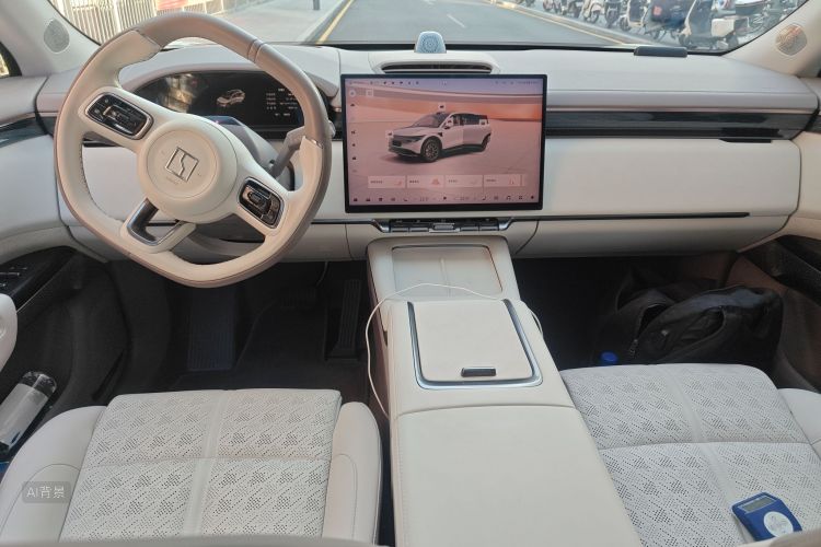 Zeekr 7X 2024 car image #11