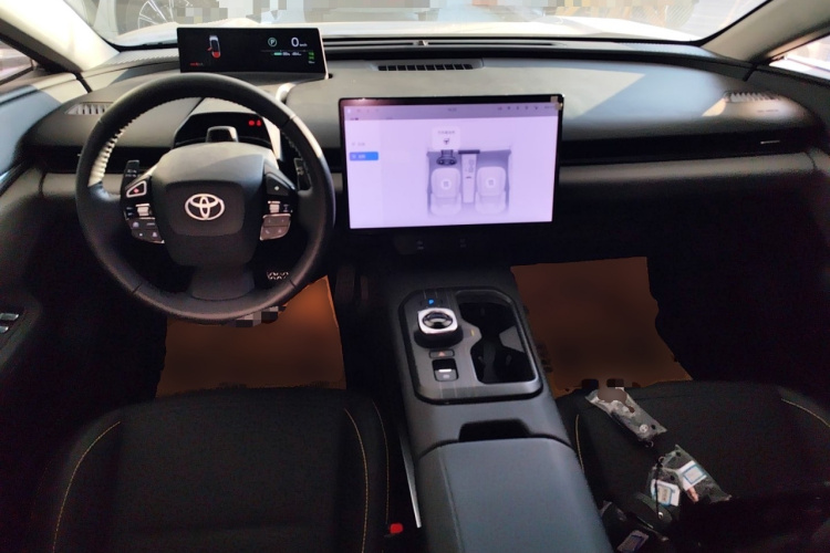 Toyota bZ5 2025 #11 Toyota bZ5 2025 car image #11