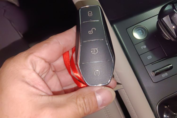 BYD SongL EV 2025 #11 BYD SongL EV 2025 car image #11