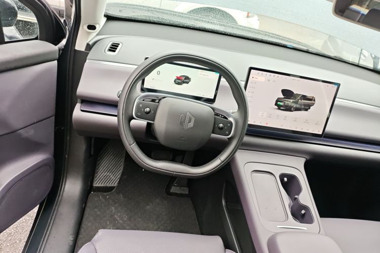 零跑汽车 零跑C10 2025 汽车图片 #11