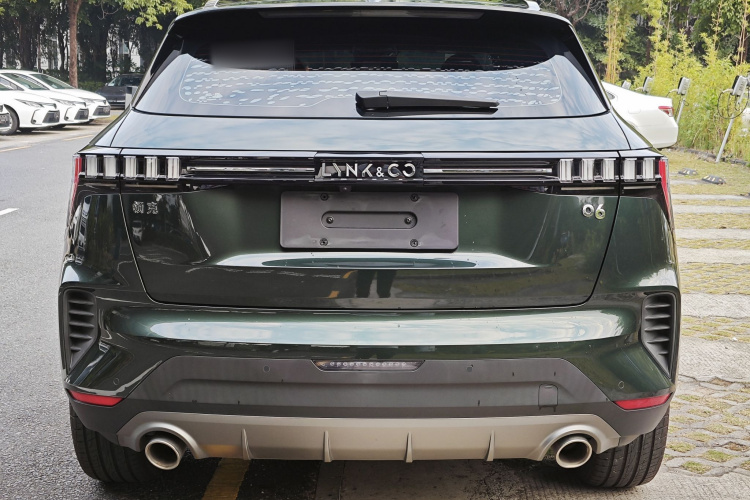 Lynk & Co 06 2023 car image #11