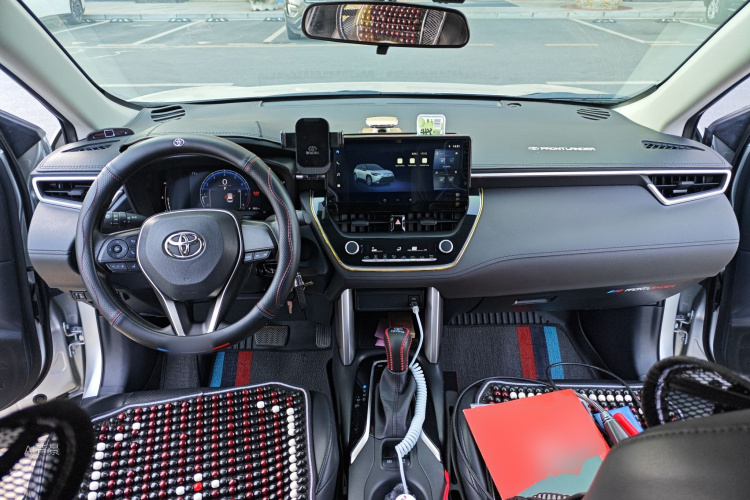 Toyota Frontlander 2024 car image #11