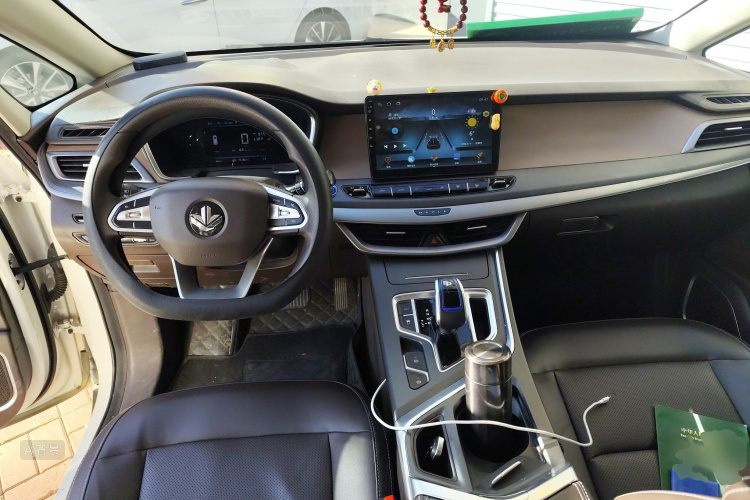 睿蓝汽车 枫叶80v 2022 汽车图片 #11