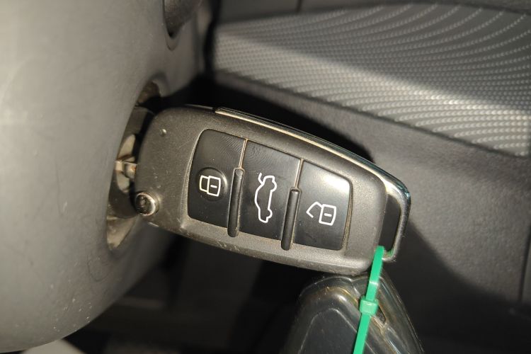 Q2L 2019 car image #11