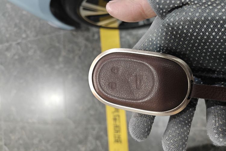 蔚来 蔚来ET5 2025 汽车图片 #11