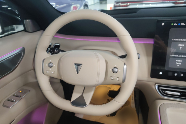 Deepal S09 2025 #11 Deepal S09 2025 car image #11