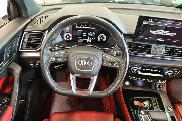 Audi Q5L Sportback 2021 car image #11