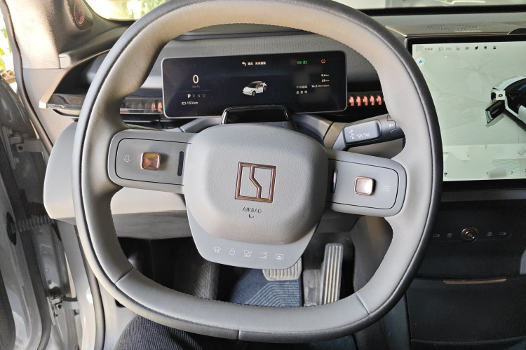 Zeekr X 2023 car image #11