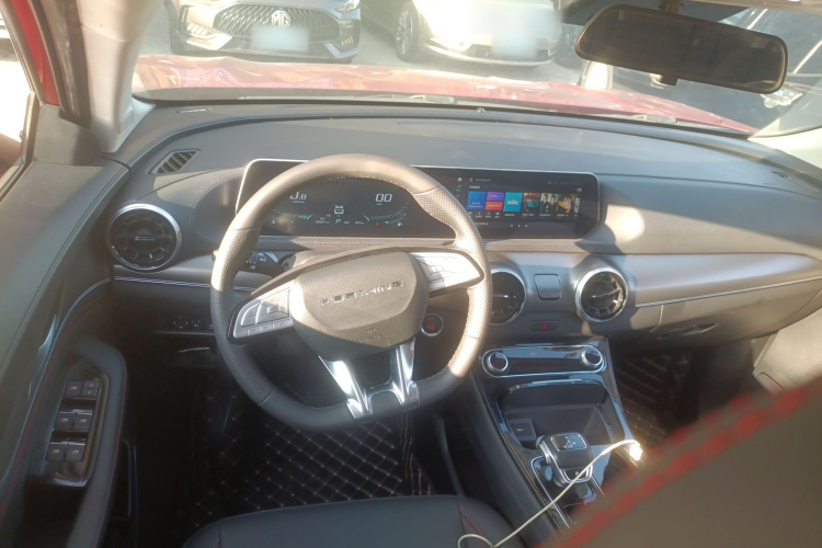 Forthing T5 EVO 2021 car image #11