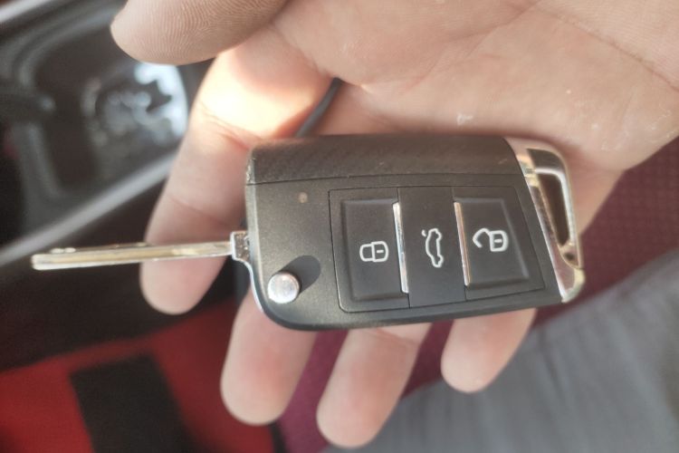 标致 标致2008 2015 汽车图片 #11