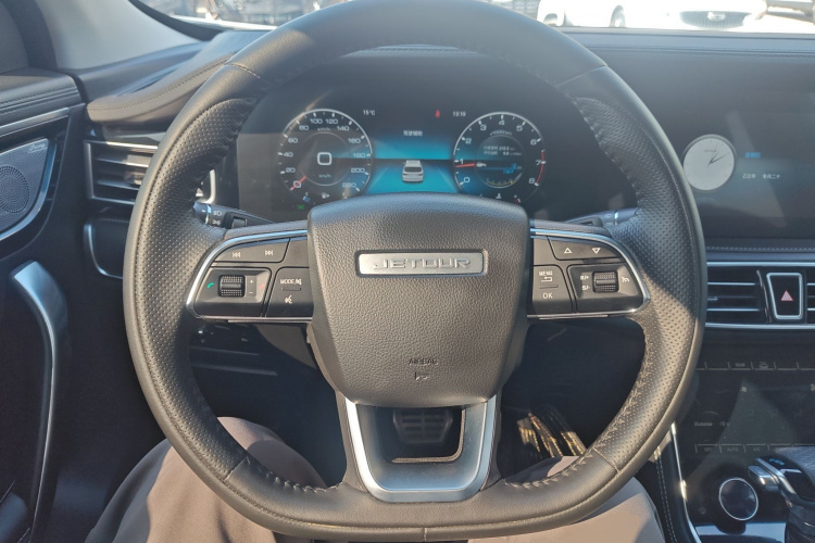 Jetour X95 2023 car image #11