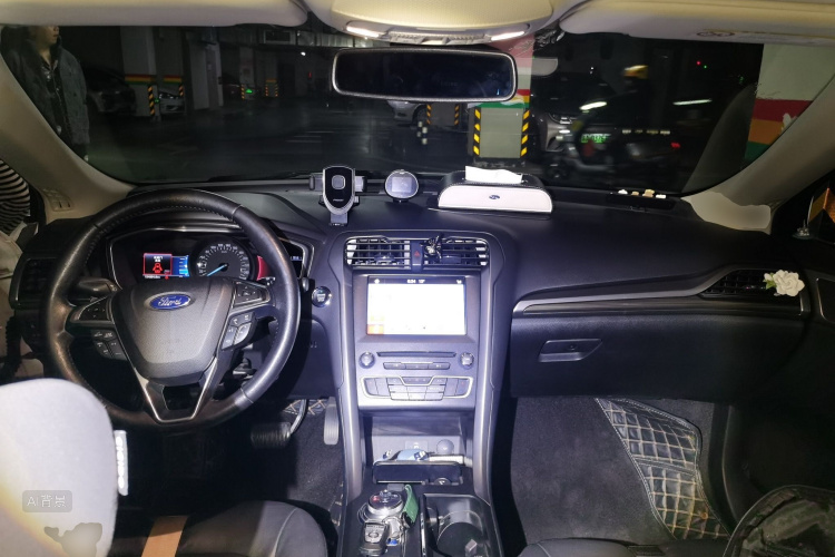 Ford Mondeo 2017 صورة سيارة #11