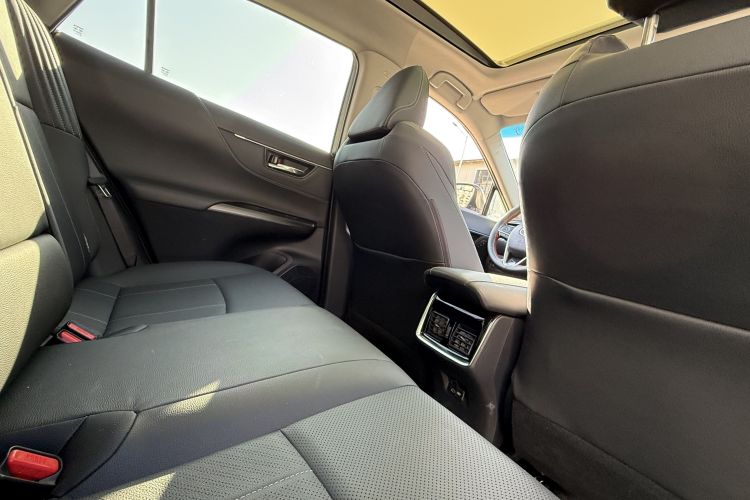 Toyota Harrier 2023 imagem de carro #11