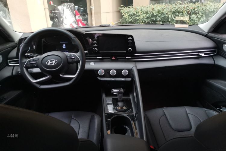 Hyundai Elantra 2025 #11 Hyundai Elantra 2025 car image #11