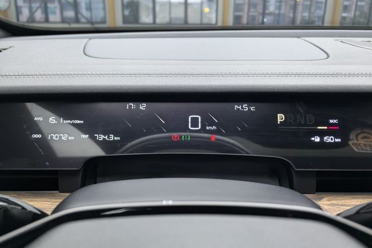 哪吒汽车 哪吒S 2023 汽车图片 #11