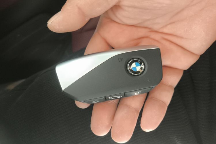 宝马 宝马i5 2025 汽车图片 #11