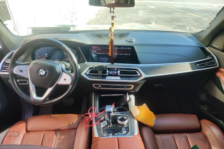 BMW X7 2021 car image #11