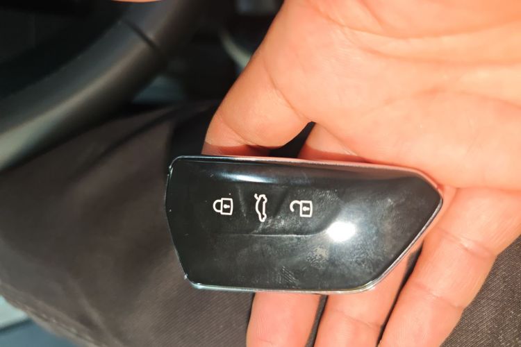 Volkswagen ID.4 Crozz 2025 car image #11