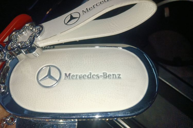 Mercedes-Benz C Class 2025 car image #11