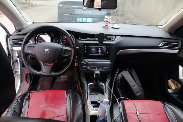 Peugeot 408 2016 car image #11