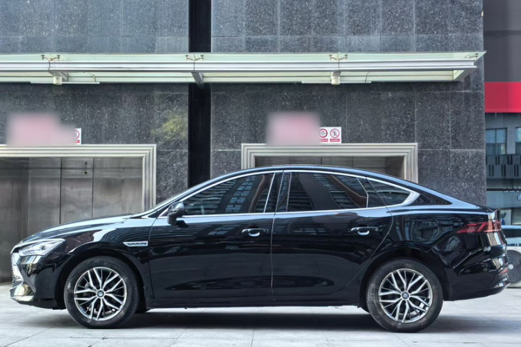 BYD Qin Plus 2024 car image #11