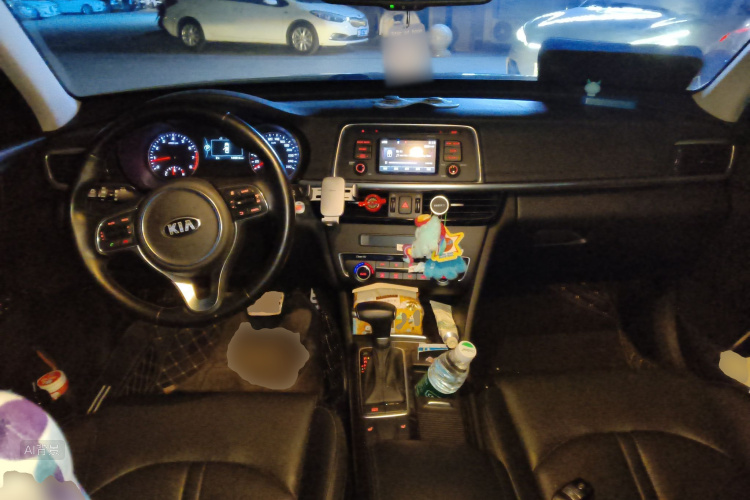 Kia K5 2016 car image #11