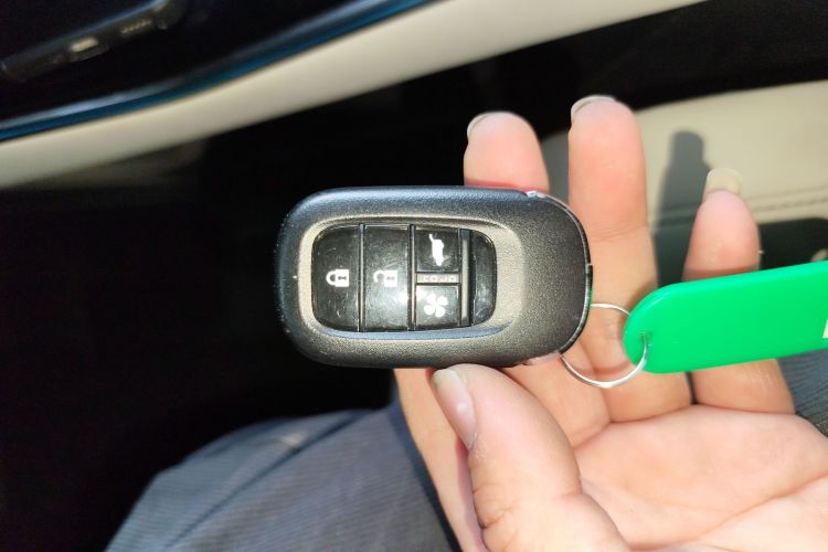 Honda S7 2025 #11 Honda S7 2025 car image #11