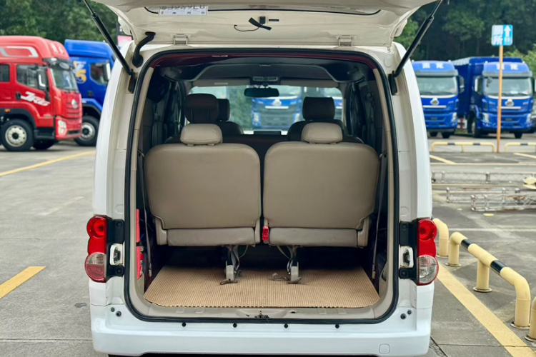 日产 日产NV200 2017 汽车图片 #11