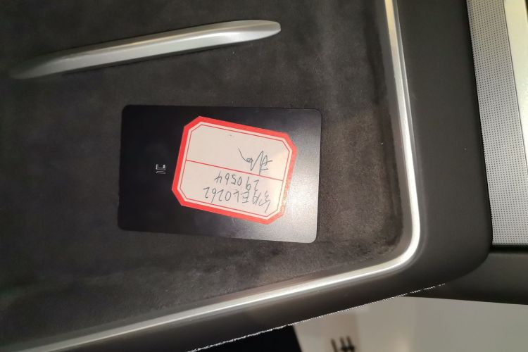 特斯拉 Model Y L 2025 汽车图片 #11