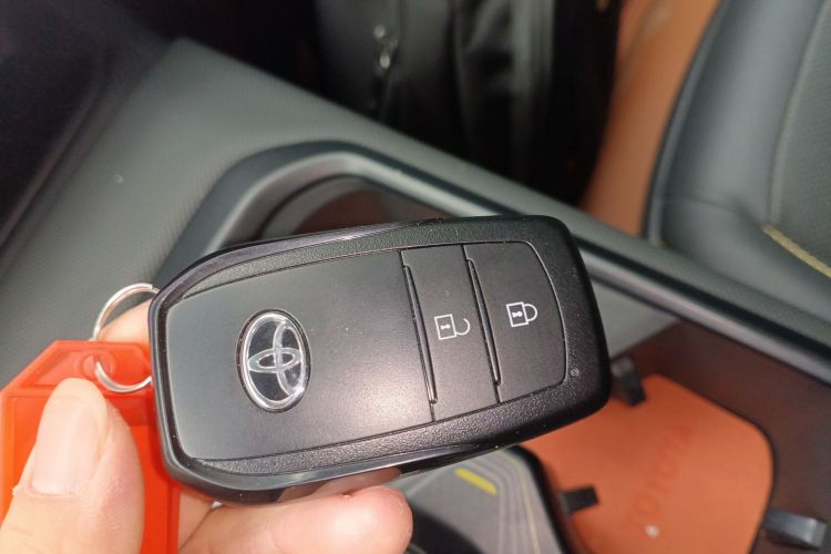 Toyota bZ5 2025 #11 Toyota bZ5 2025 car image #11