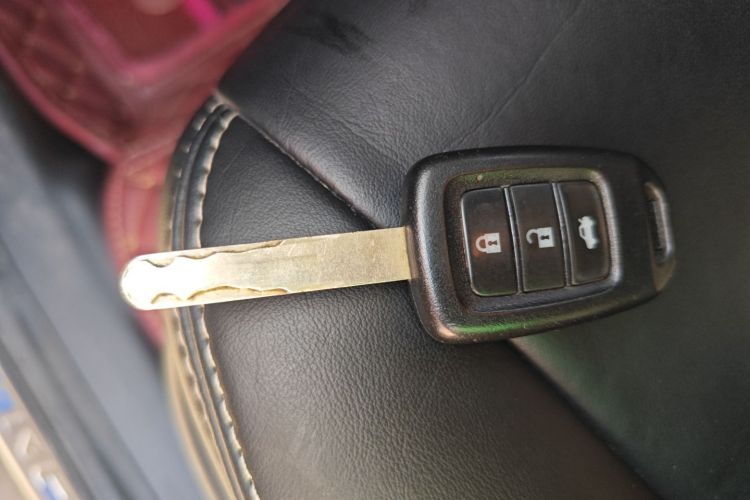 Honda Greiz 2017 صورة سيارة #11