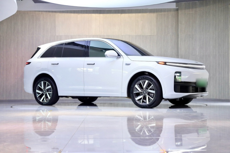 Li L7 2023 car image #11