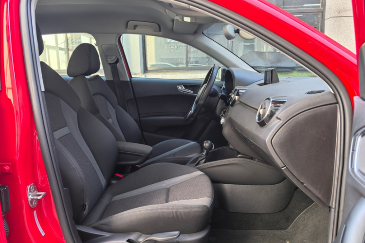 Audi A1 2017 #11 Audi A1 2017 car image #11