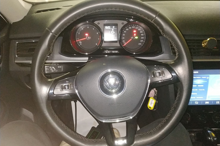 Volkswagen C-Trek 2017 immagine di auto #11