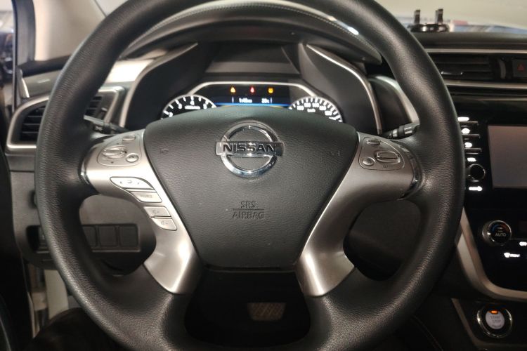 Nissan Murano 2023 изображение автомобиля #11