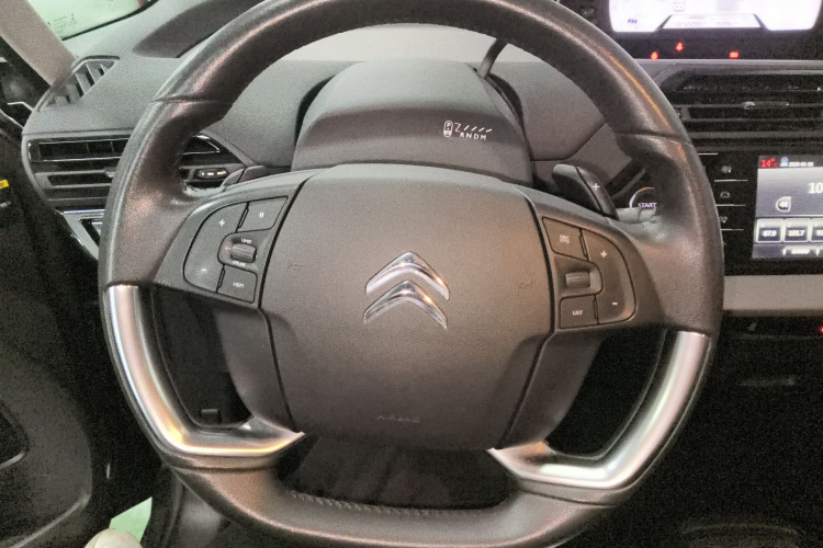 Citroen C4 PICASSO 2017 car image #11