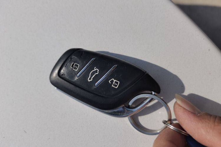 Roewe i5 2019 #11 Roewe i5 2019 car image #11