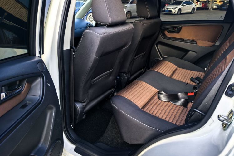 铃木 天语 SX4 2016 汽车图片 #11