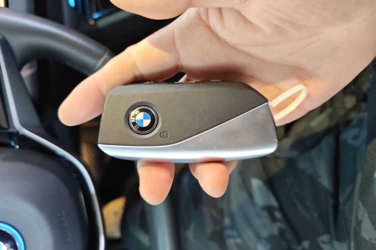 BMW i5 2024 #11 BMW i5 2024 car image #11