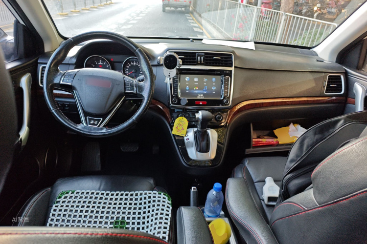 Haval H6 2014 #11 Haval H6 2014 car image #11