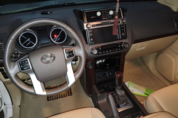 Toyota Land Cruiser Prado 2016 #11 Toyota Land Cruiser Prado 2016 car image #11