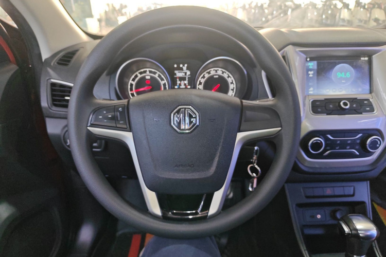 MG GT 2017 car image #11