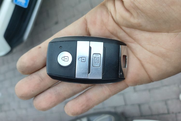 Kia K5 2017 imagen de coche #11