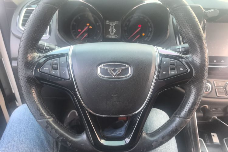 Kaiyi X5 2017 car image #11