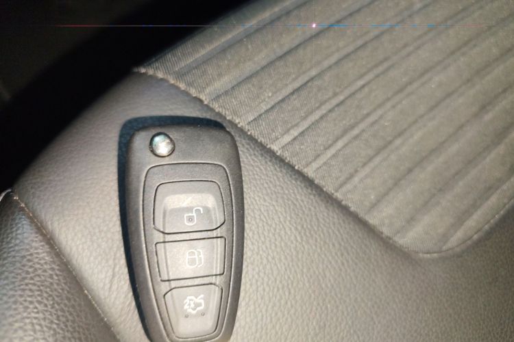 Ford Focus 2016 image de voiture #11