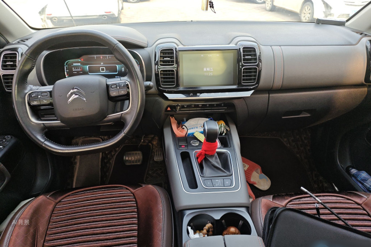 Citroen C5 AIRCROSS 2018 car image #11