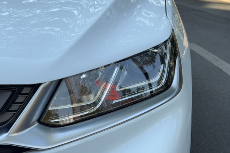 GEELY Coolray 2020 car image #11
