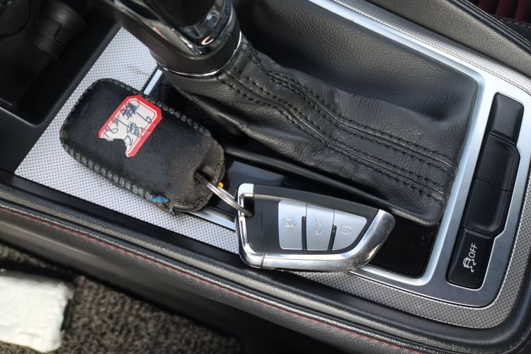 MG 6 2018 car image #11