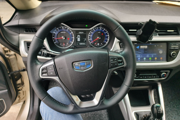 Vision X3 2017 car image #11