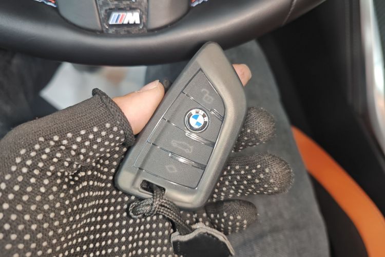 BMW M3 2023 immagine di auto #11